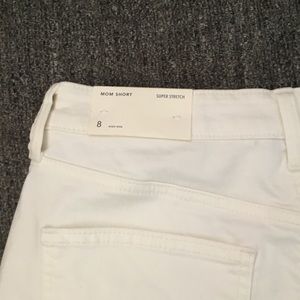 White mom high rise shorts
